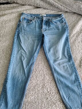 ZARA Light Blue Women's Straight-Leg Jeans